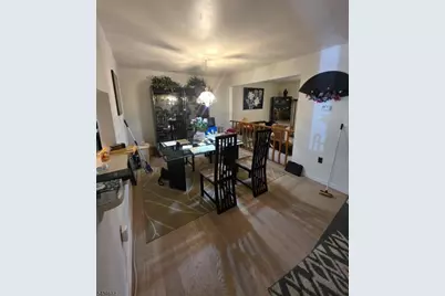 394 Rittenhouse Ct, North Brunswick Township, NJ 08902 - Photo 9