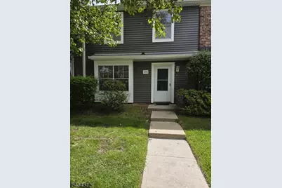 394 Rittenhouse Ct, North Brunswick Township, NJ 08902 - Photo 1
