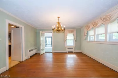 27 Glen Rd, West Orange Township, NJ 07052 - Photo 5