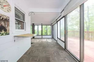 27 Glen Rd, West Orange Township, NJ 07052 - Photo 11