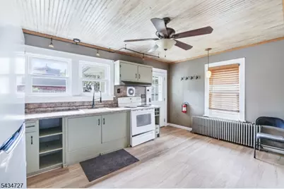 98 Youmans Ave, Washington Boro, NJ 07882 - Photo 9