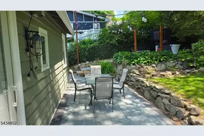 37 Grandview Ave, Jefferson Township, NJ 07460 - Photo 11