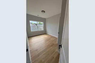 484 S 19th St 2nd Fl, Newark, NJ 07103 - Photo 17