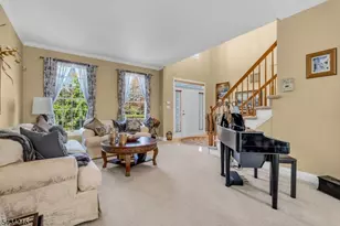 6 Champions Cir, Branchburg Township, NJ 08876 - Photo 5