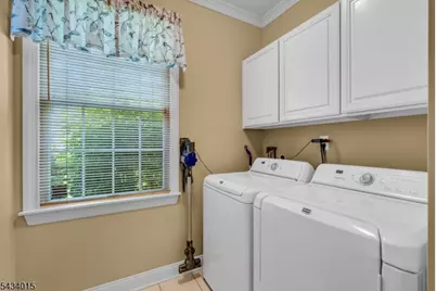6 Champions Cir, Branchburg Township, NJ 08876 - Photo 31