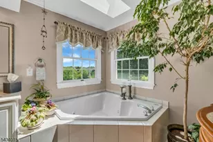 6 Champions Cir, Branchburg Township, NJ 08876 - Photo 23