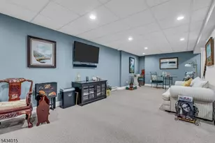 6 Champions Cir, Branchburg Township, NJ 08876 - Photo 33