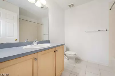 177 Brittany Ct, Clifton, NJ 07013 - Photo 17
