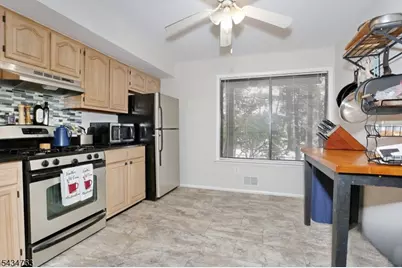 3I Brookside Hts #3i, Wanaque, NJ 07465 - Photo 11
