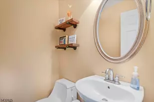 11 Queens Ln, Wayne, NJ 07470 - Photo 13