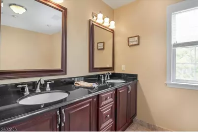 11 Queens Ln, Wayne, NJ 07470 - Photo 19