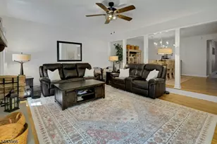 38 Essex Dr, Mendham, NJ 07945 - Photo 11