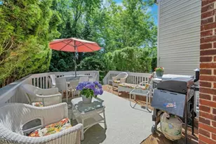 38 Essex Dr, Mendham, NJ 07945 - Photo 25
