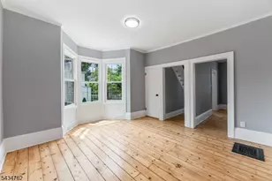 29 Wall St, Raritan, NJ 08869 - Photo 13