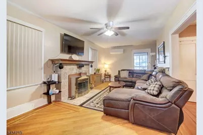 409-411 3rd Ave West, Newark, NJ 07107 - Photo 5
