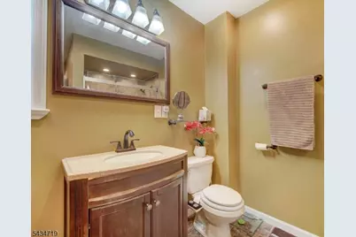 409-411 3rd Ave West, Newark, NJ 07107 - Photo 17