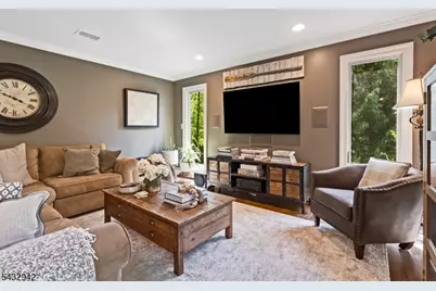 16 Farm Road, Chester, NJ 07930 - Photo 5