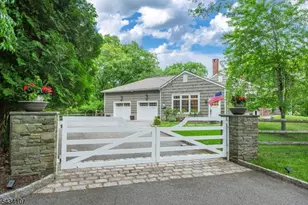 724 Ridge Rd, Kinnelon, NJ 07405 - Photo 3