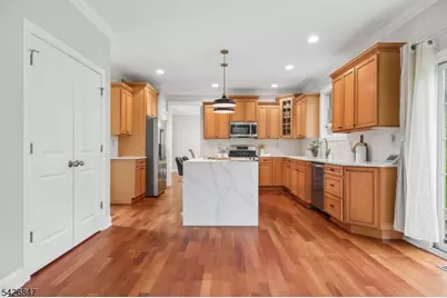 21 Winding Way, West Orange Township, NJ 07052 - Photo 7