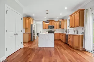21 Winding Way, West Orange Township, NJ 07052 - Photo 7