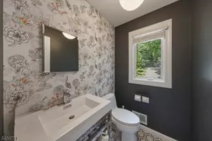 24 Freeman Ave, Denville, NJ 07834 - Photo 9