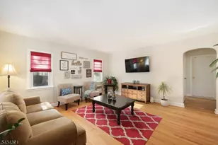 934 Moessner Ave, Union Township, NJ 07083 - Photo 9