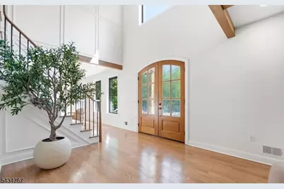 61 Hickory St, Metuchen, NJ 08840 - Photo 3