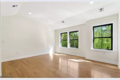 61 Hickory St, Metuchen, NJ 08840 - Photo 25
