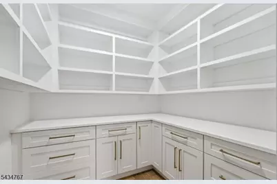 61 Hickory St, Metuchen, NJ 08840 - Photo 29