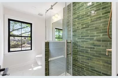 61 Hickory St, Metuchen, NJ 08840 - Photo 33