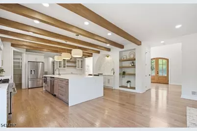 61 Hickory St, Metuchen, NJ 08840 - Photo 9