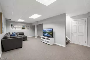 12 Indian Run, Scotch Plains Township, NJ 07076 - Photo 19