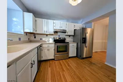 37 Whitehall Ct, Hillsborough Township, NJ 08844 - Photo 3