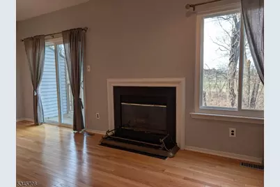 37 Whitehall Ct, Hillsborough Township, NJ 08844 - Photo 9