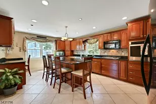 10 Thruway Dr, Bridgewater, NJ 08807 - Photo 3
