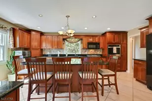 10 Thruway Dr, Bridgewater, NJ 08807 - Photo 5