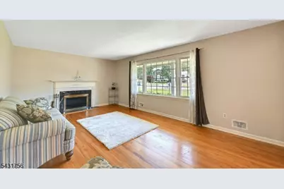 10 Thruway Dr, Bridgewater, NJ 08807 - Photo 9