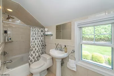 34 Coolidge Ave, West Caldwell Twp., NJ 07006 - Photo 17