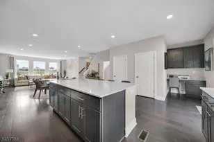 2 Doherty Wy, Morris Plains, NJ 07950 - Photo 5