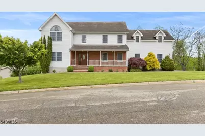 14 Lakeview Ter, Sussex, NJ 07461 - Photo 1