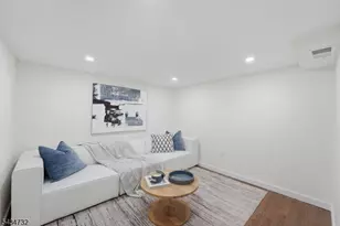 166 Lincoln St, Montclair, NJ 07042 - Photo 25