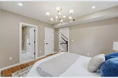 166 Lincoln St, Montclair, NJ 07042 - Photo 15