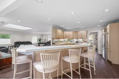 70 Lennon Pl, Clifton, NJ 07013 - Photo 7