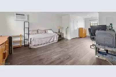 70 Lennon Pl, Clifton, NJ 07013 - Photo 17