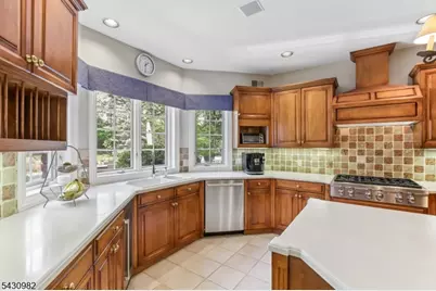 4 Fordham Rd, Livingston, NJ 07039 - Photo 13