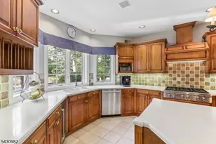 4 Fordham Rd, Livingston, NJ 07039 - Photo 13