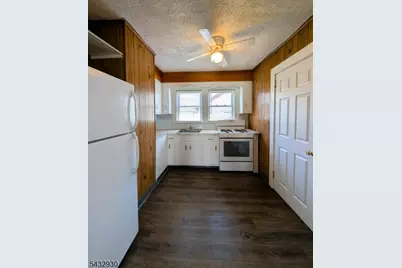8 Witherspoon St, Nutley, NJ 07110 - Photo 35