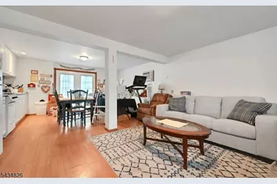 347 Chestnut Ave, South Hackensack Township, NJ 07606 - Photo 23