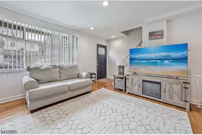 44-46 Terhune Ave, Passaic, NJ 07055 - Photo 5