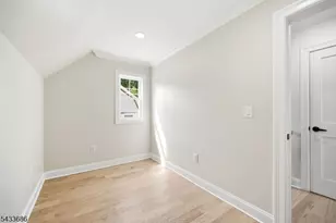 31 Ridgeview Ave, West Orange Township, NJ 07052 - Photo 27
